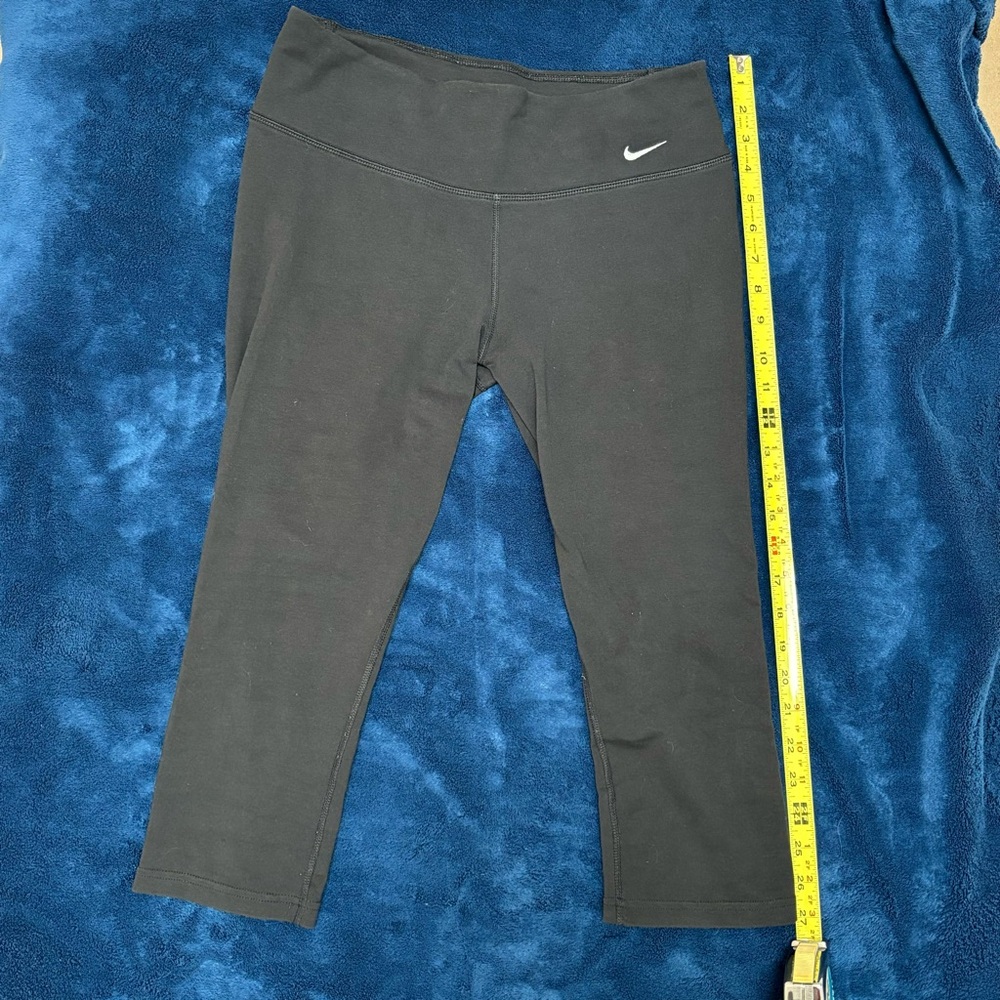 Nike Dri Fit Capri Legging